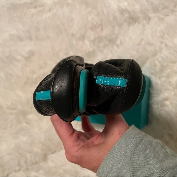 Kids Tieks size 9 - Picture 3 of 3